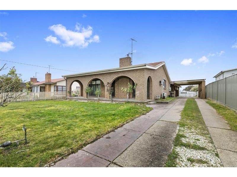 32 Hewitt Street, Ararat VIC 3377