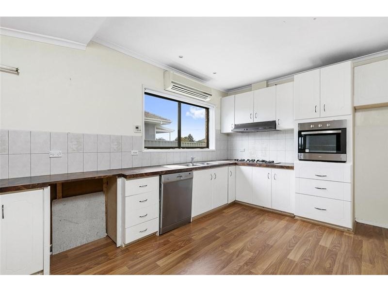 32 Hewitt Street, Ararat VIC 3377