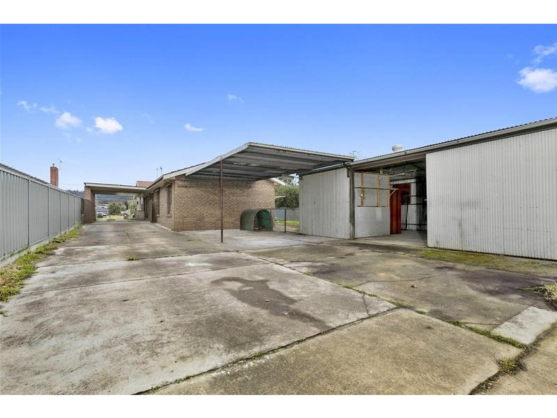 32 Hewitt Street, Ararat VIC 3377