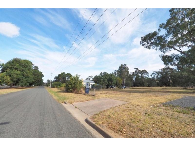 55 High Street, Elmhurst VIC 3469