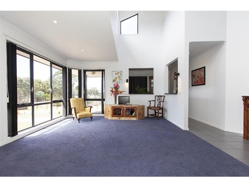 74 TATYOON Road, Ararat VIC 3377