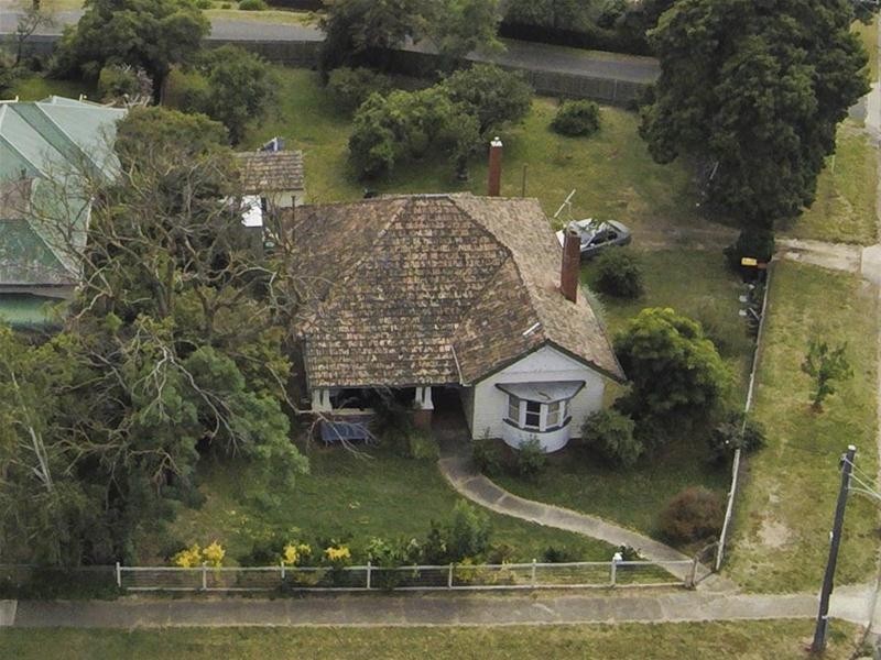 22 Banfield Street, Ararat VIC 3377