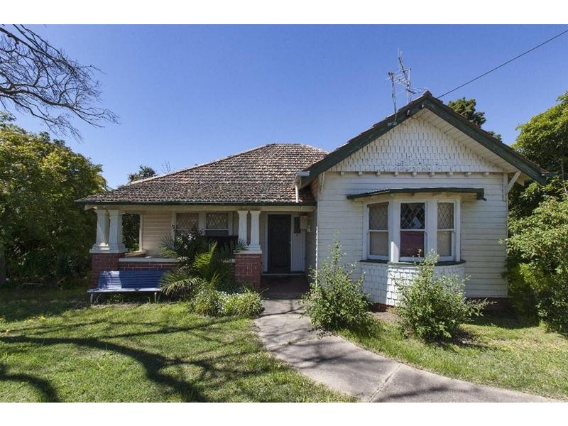 22 Banfield Street, Ararat VIC 3377