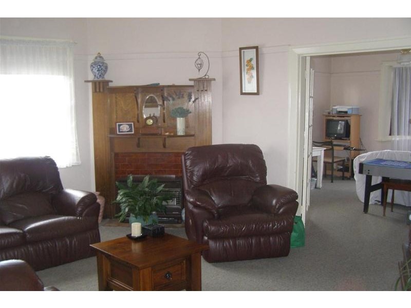 22 Banfield Street, Ararat VIC 3377