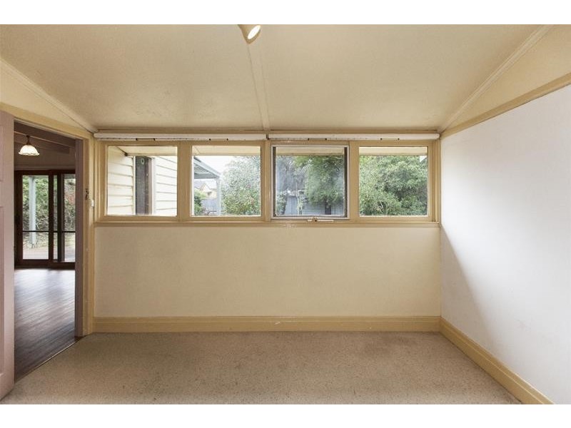 9 VINCENT Street, Ararat VIC 3377