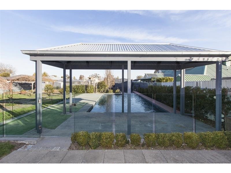 20 Dawson Street, Ararat VIC 3377