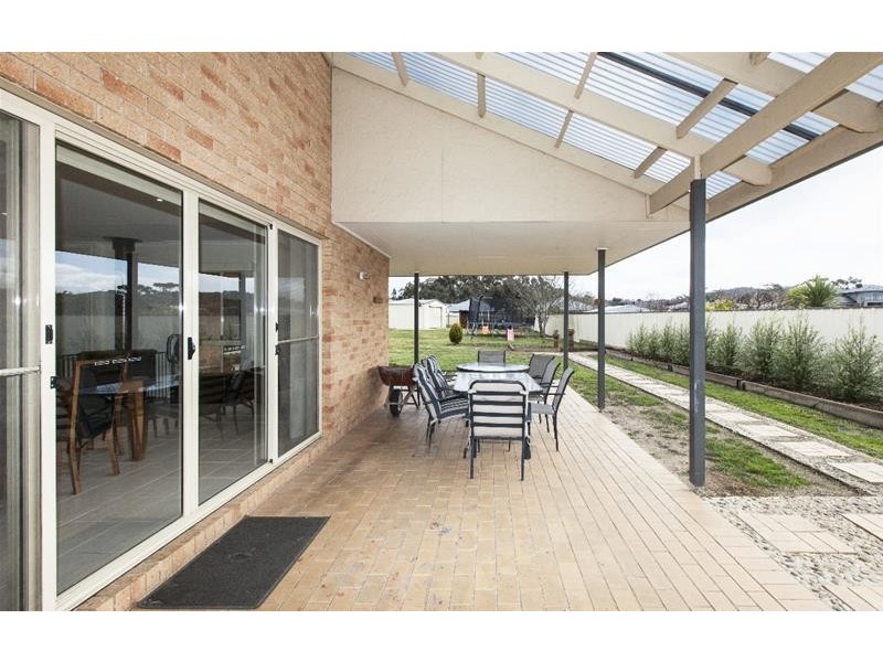 3 LOBELIA Drive, Ararat VIC 3377