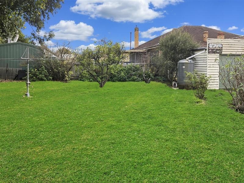 33 HIGH Street, Ararat VIC 3377