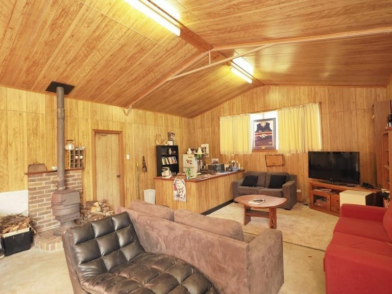 18 Waterhole Road, Pomonal VIC 3381