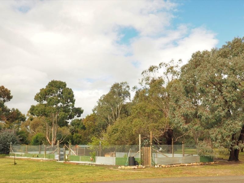 18 Waterhole Road, Pomonal VIC 3381