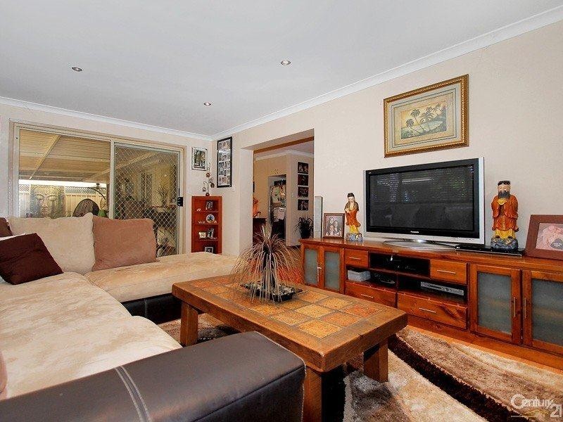 17 Barellan Court, Armadale WA 6112