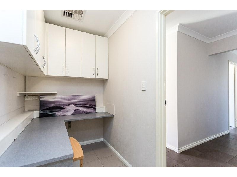 1/2 Salamanca Boulevard, Seville Grove WA 6112