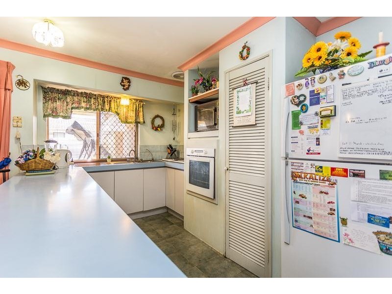 41 Hickson Avenue, Armadale WA 6112