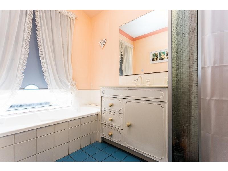 41 Hickson Avenue, Armadale WA 6112