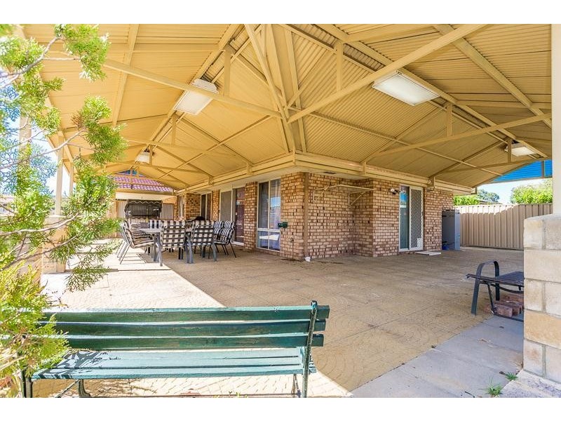 41 Hickson Avenue, Armadale WA 6112