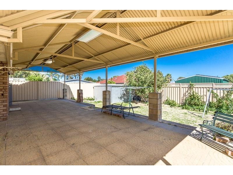 41 Hickson Avenue, Armadale WA 6112