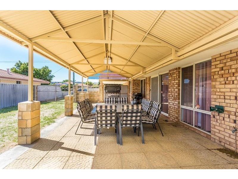 41 Hickson Avenue, Armadale WA 6112