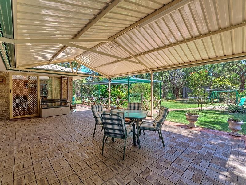 131 Evelyn Street, Whitby WA 6123