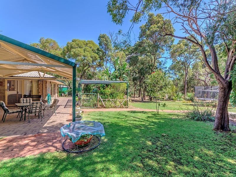 131 Evelyn Street, Whitby WA 6123