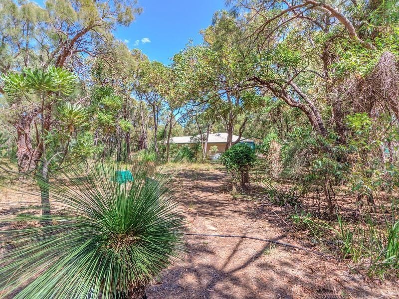 131 Evelyn Street, Whitby WA 6123