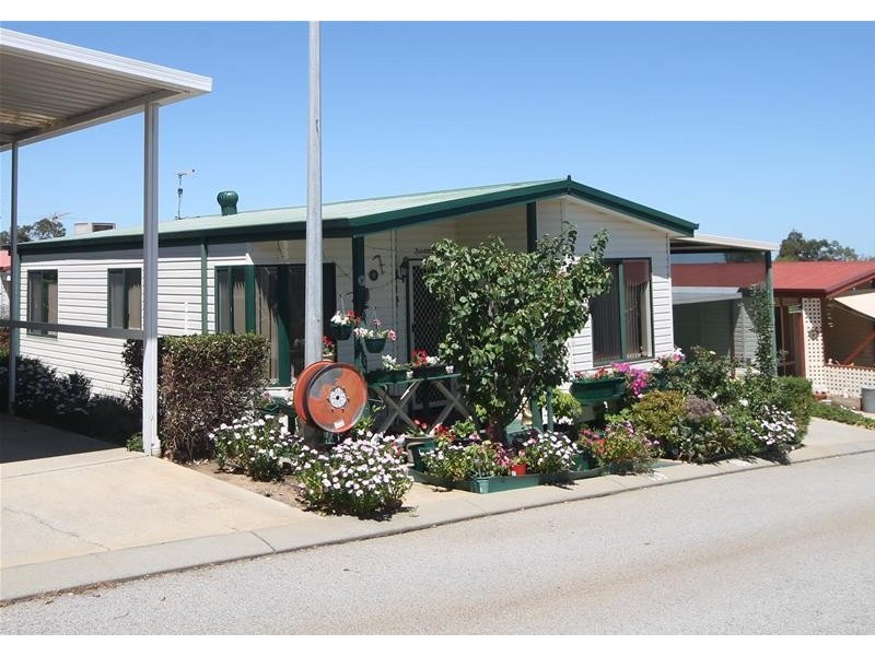 130/270 South Western Highway, Mount Richon WA 6112