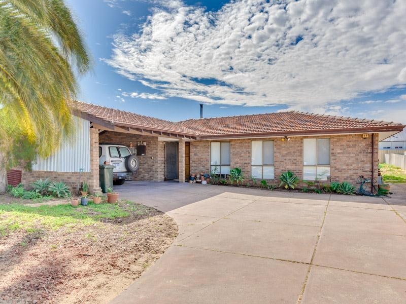 150A Phoenix Road, Hamilton Hill WA 6163