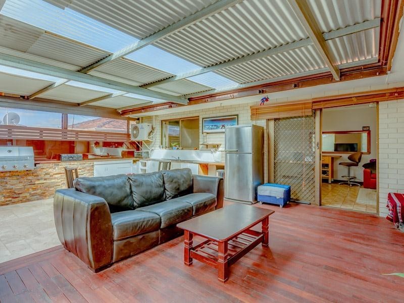 150A Phoenix Road, Hamilton Hill WA 6163