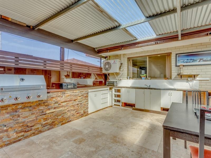 150A Phoenix Road, Hamilton Hill WA 6163