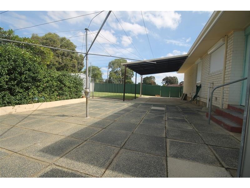 170 Third Avenue, Kelmscott WA 6111