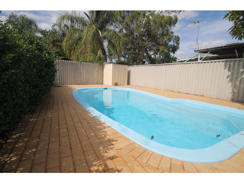 170 Third Avenue, Kelmscott WA 6111