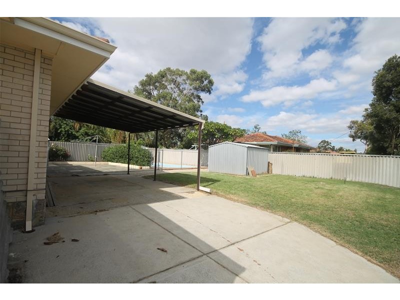 170 Third Avenue, Kelmscott WA 6111