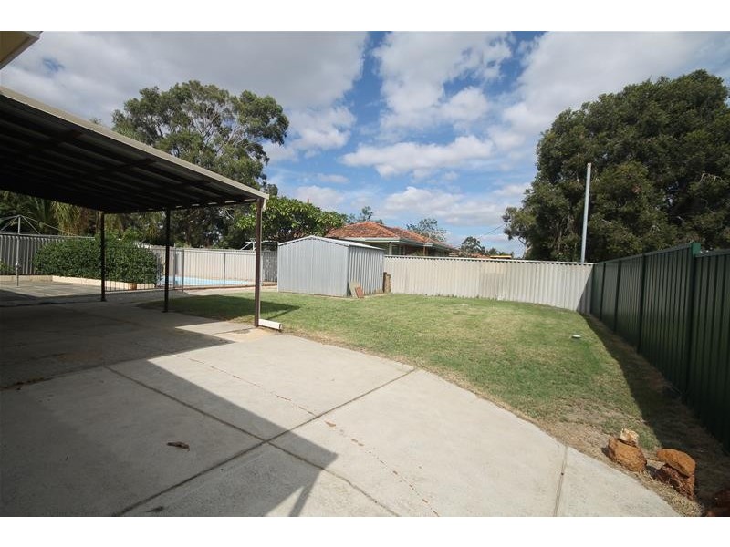 170 Third Avenue, Kelmscott WA 6111
