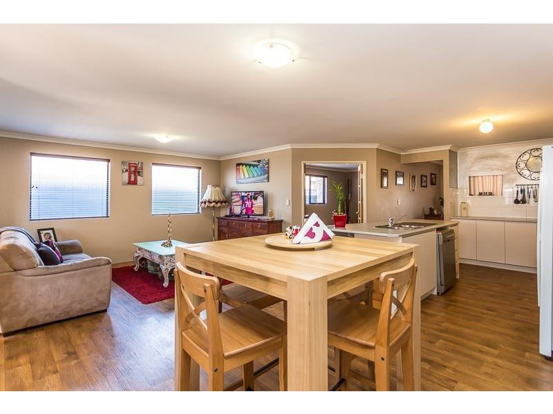 25 Portwine Avenue, Byford WA 6122