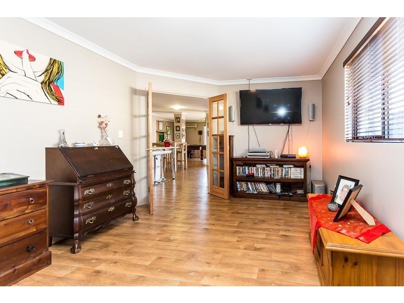 25 Portwine Avenue, Byford WA 6122