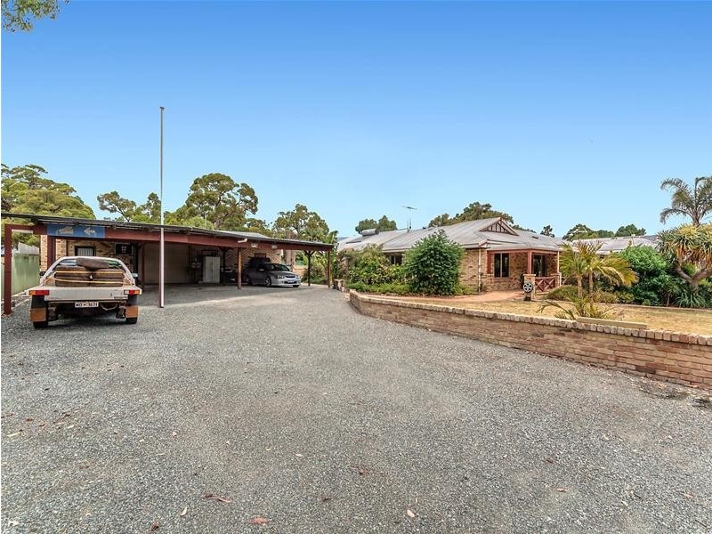 5 Baskerville Road, Mundijong WA 6123