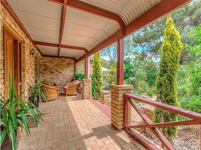 5 Baskerville Road, Mundijong WA 6123
