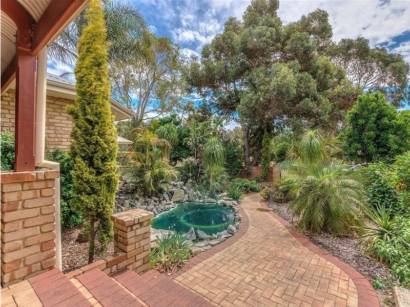 5 Baskerville Road, Mundijong WA 6123