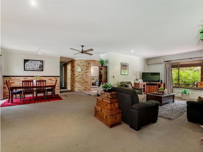 5 Baskerville Road, Mundijong WA 6123