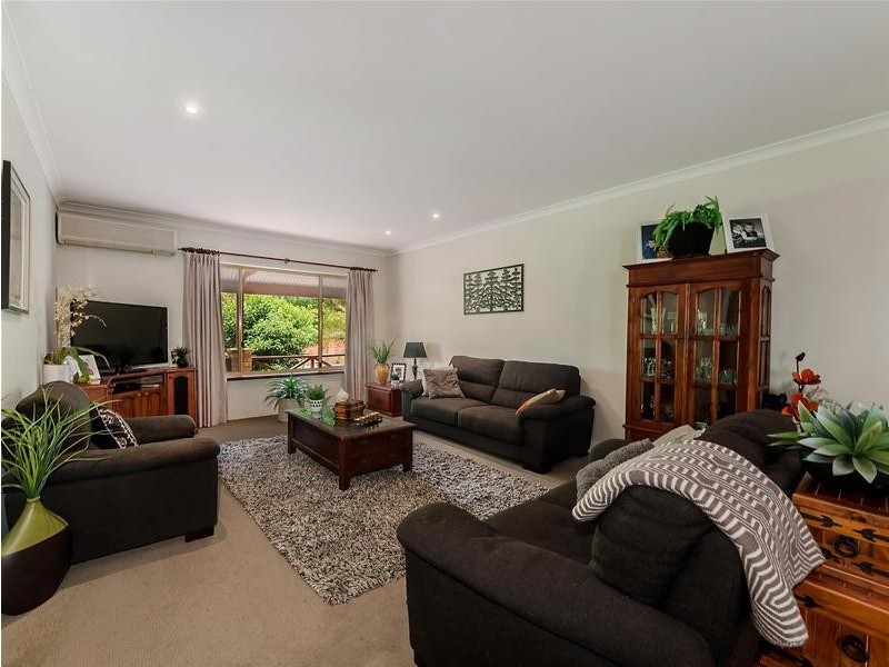 5 Baskerville Road, Mundijong WA 6123