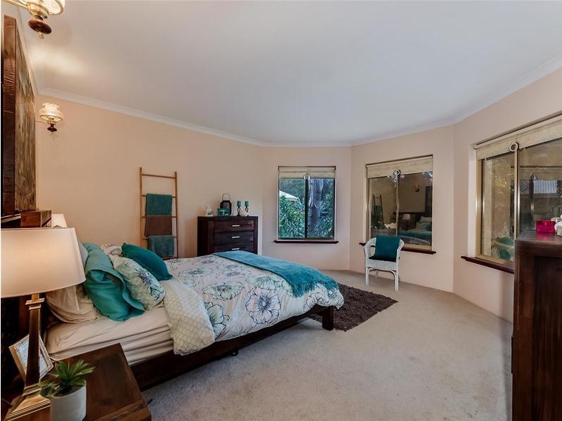 5 Baskerville Road, Mundijong WA 6123