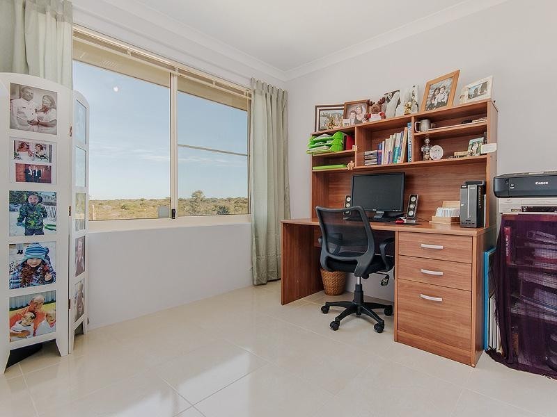 11 Isabelline Terrace, Karnup WA 6176