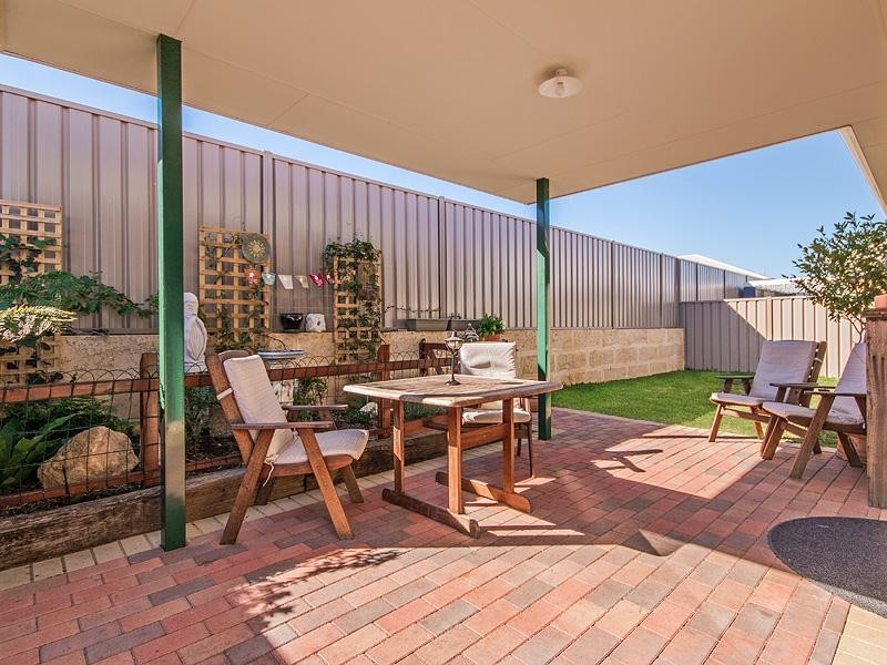 11 Isabelline Terrace, Karnup WA 6176