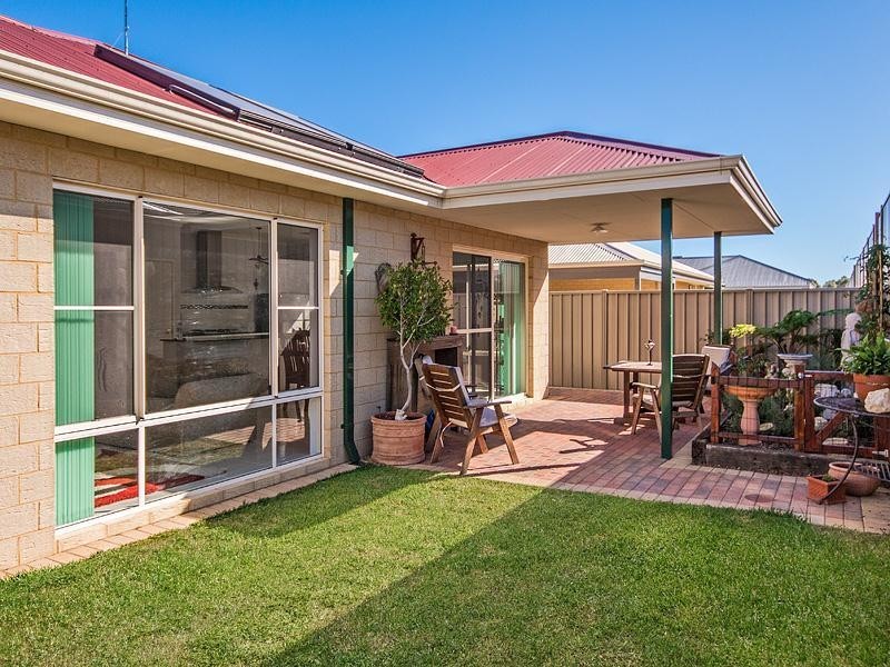 11 Isabelline Terrace, Karnup WA 6176