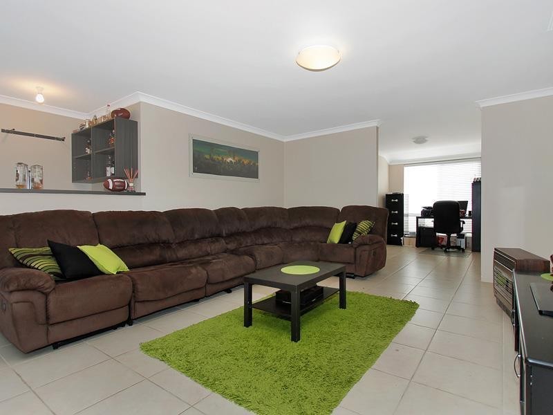 16 Portwine Avenue, Byford WA 6122