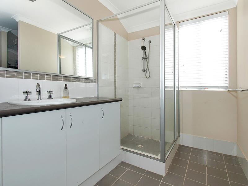 16 Portwine Avenue, Byford WA 6122