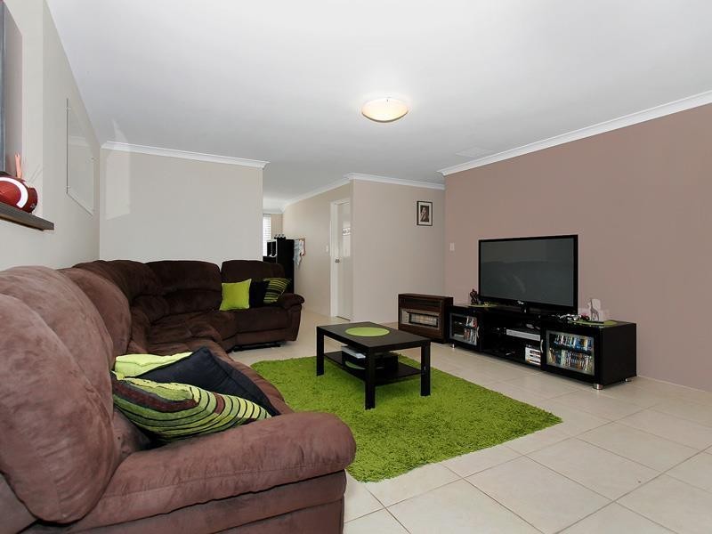 16 Portwine Avenue, Byford WA 6122