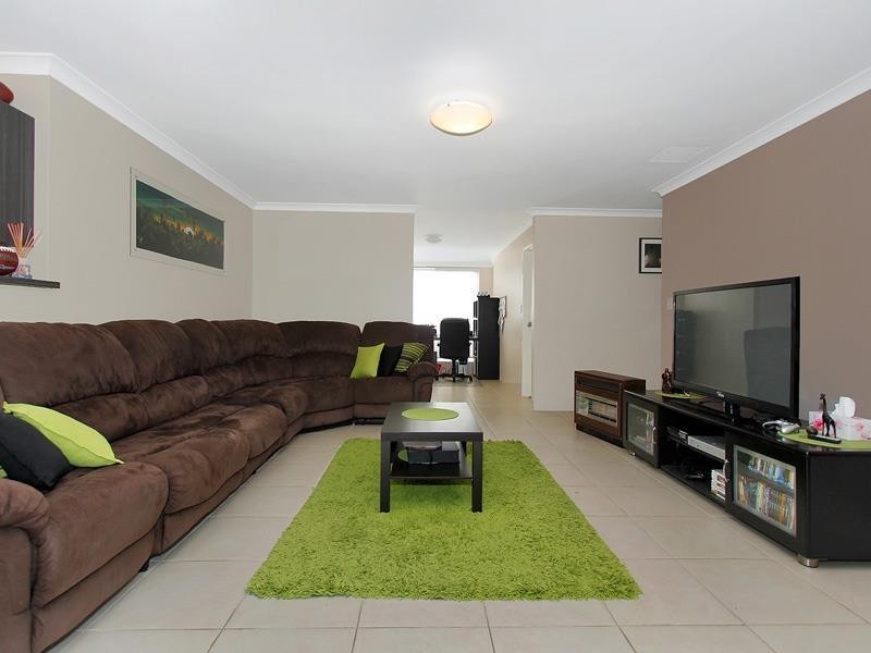 16 Portwine Avenue, Byford WA 6122