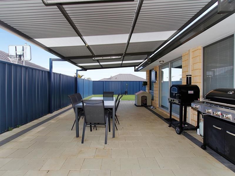 16 Portwine Avenue, Byford WA 6122