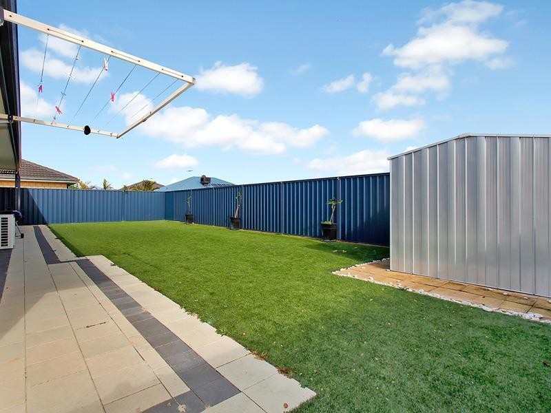 16 Portwine Avenue, Byford WA 6122