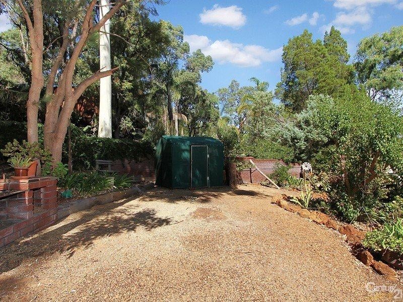 1 Notting Hill Drive, Roleystone WA 6111